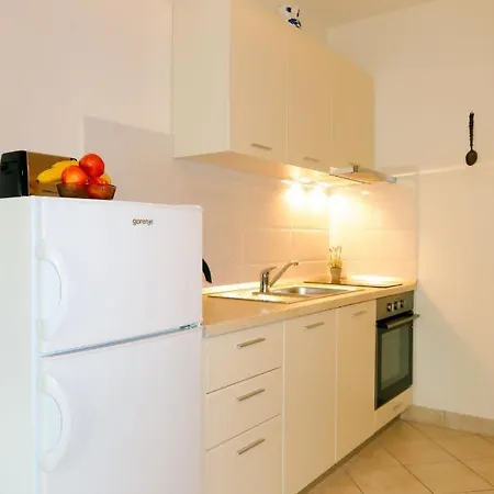 Dorka - Rab302 By Interhome *